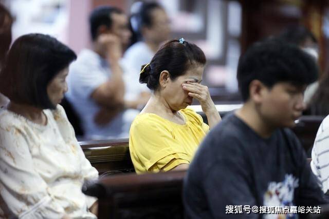 电话→楼盘百科→首页网站→中心楼盘百科→首页→24小时热线不朽情缘网站保利海上臻悦售楼处电话→保利海上臻悦售楼中心(图23)